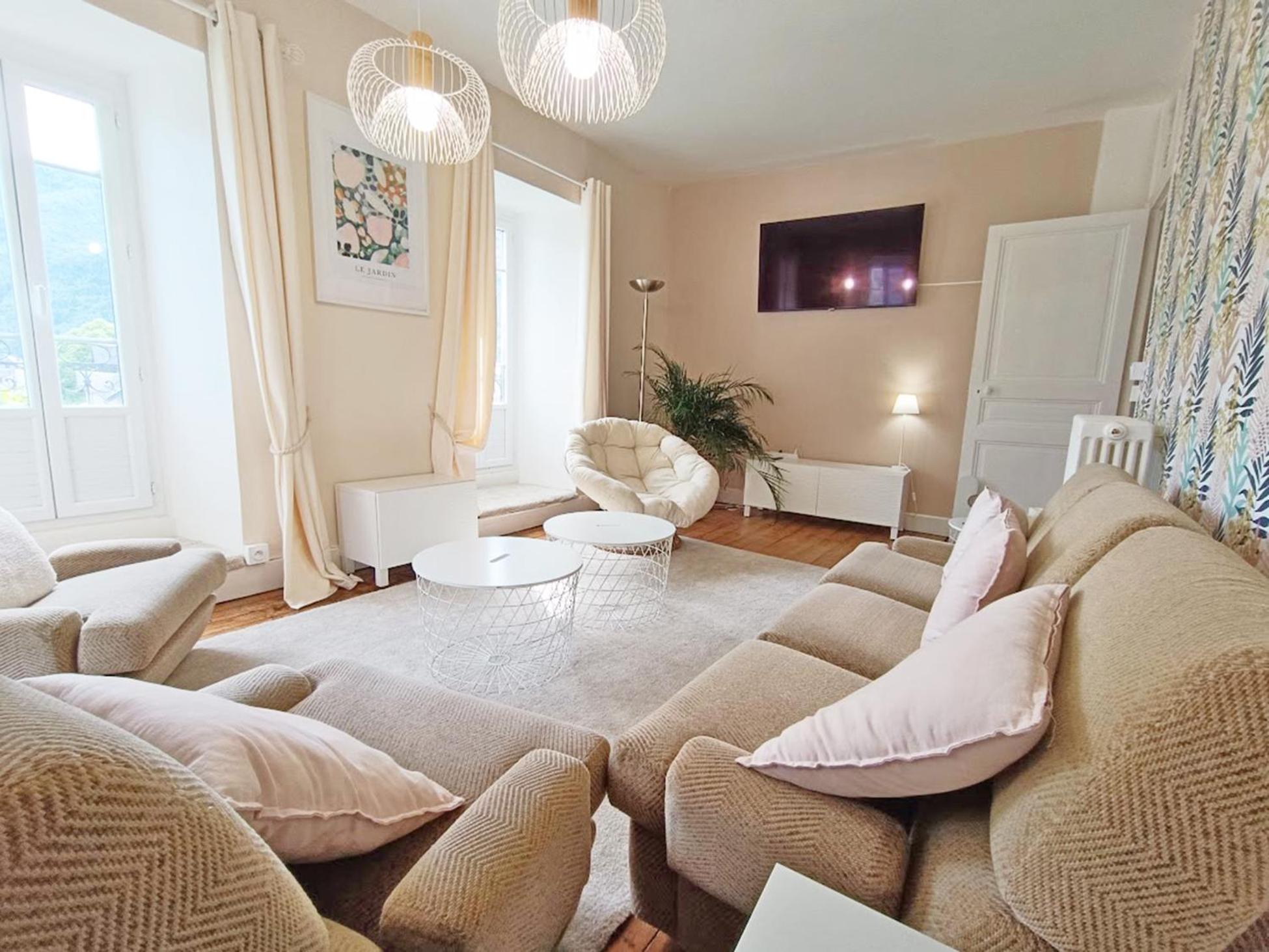 Апартаменти Le Telecab', T5, Wifi, Cave, Ascenseur, 8 Personnes Bagneres-de-Luchon Екстер'єр фото